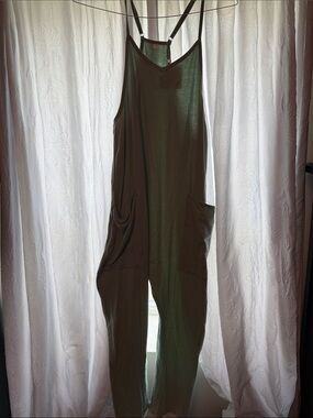 Olive Green Sleeveless Utility Jumpsuit with Pockets